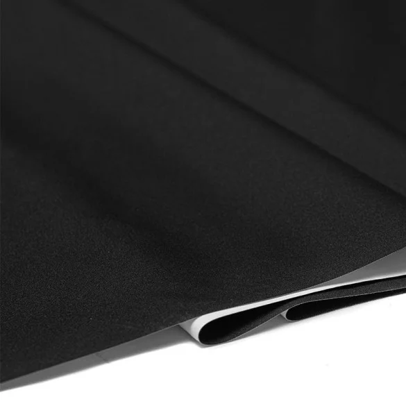 Tissu occultant enduit noir 140 cm